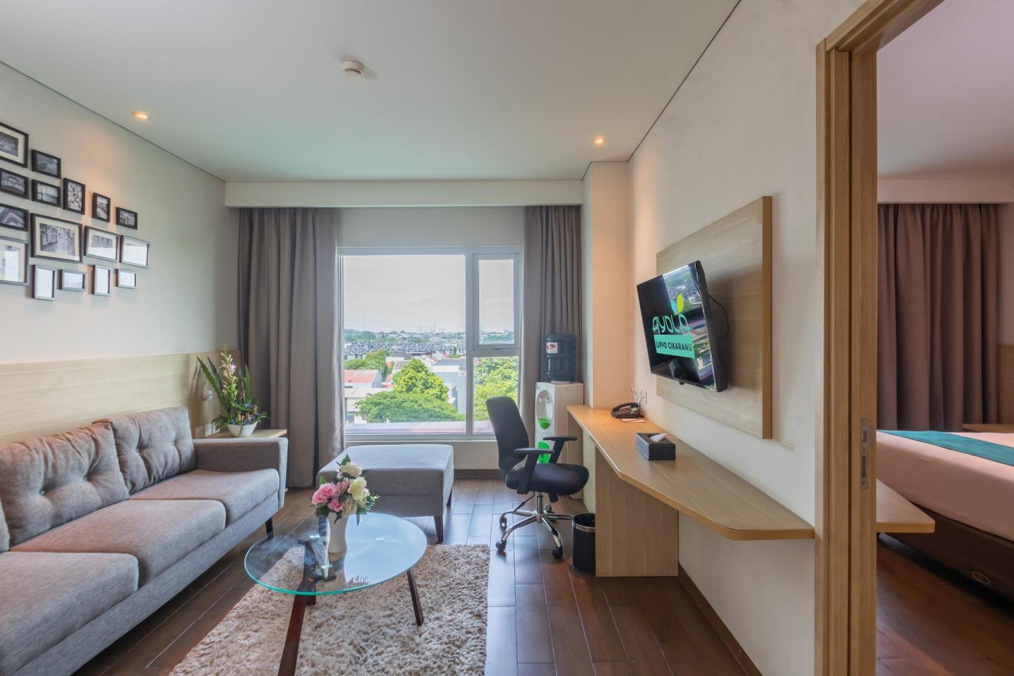 Hotel Ayola Lippo Cikarang Exteriér fotografie