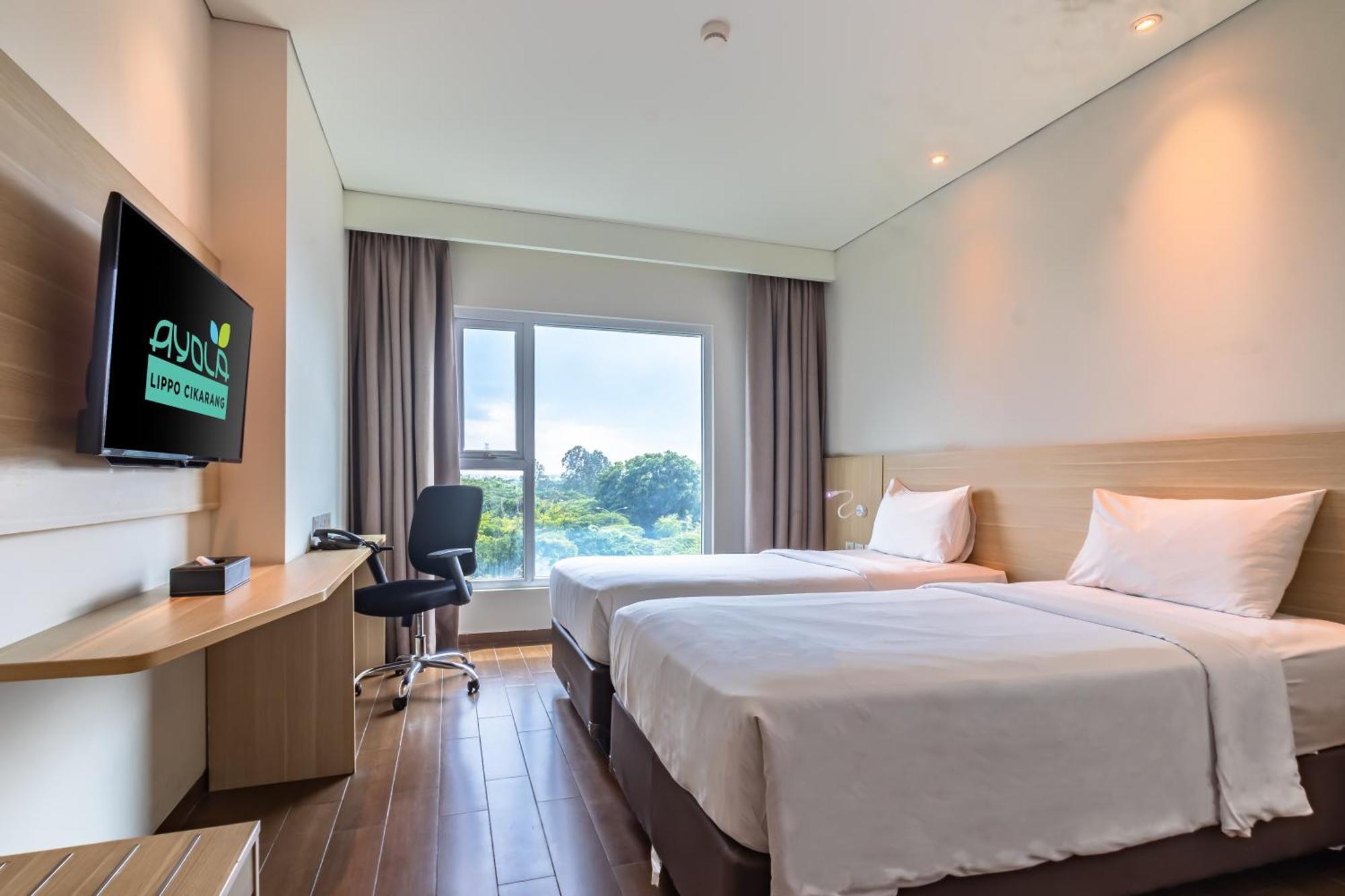 Hotel Ayola Lippo Cikarang Exteriér fotografie